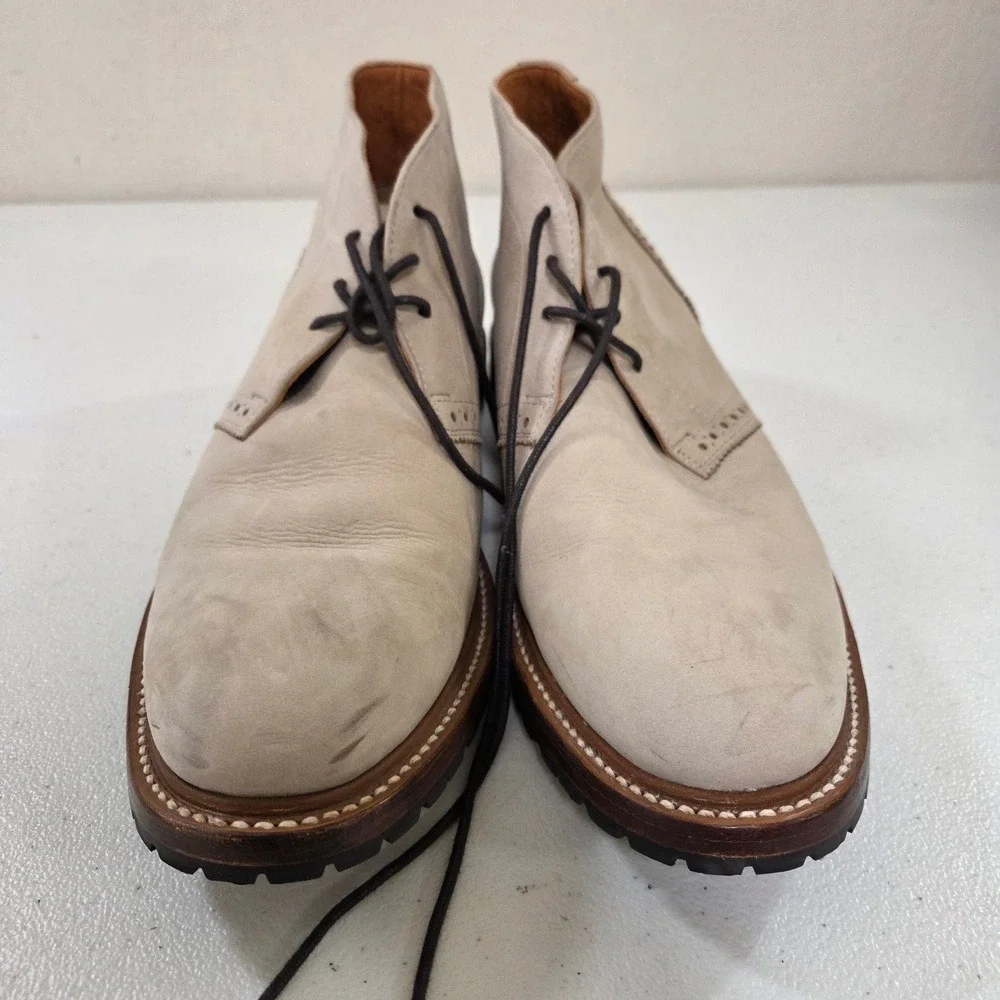 Ariat Two24 Mens 10 D Sand Leather Chukka Boots Vibram Sole Beige